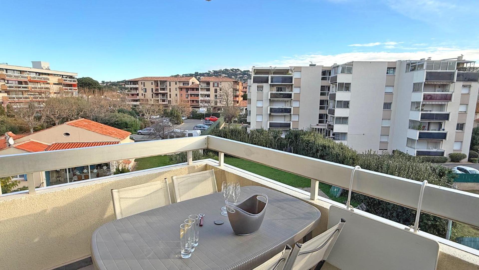 Les Coralies Apartment Sainte-Maxime Bagian luar foto